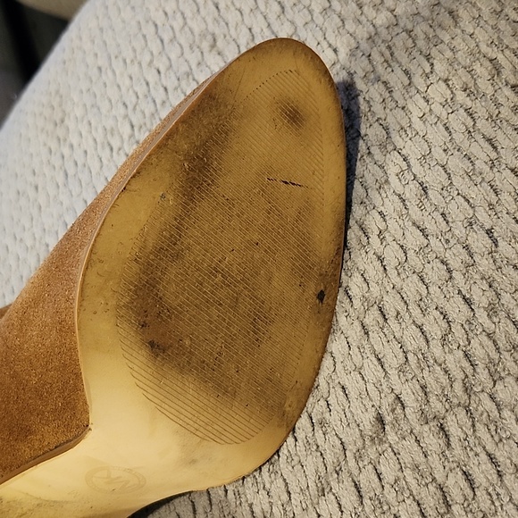 Michael kors suede/leather high boots, size 8 & 1/2. - Picture 12 of 16